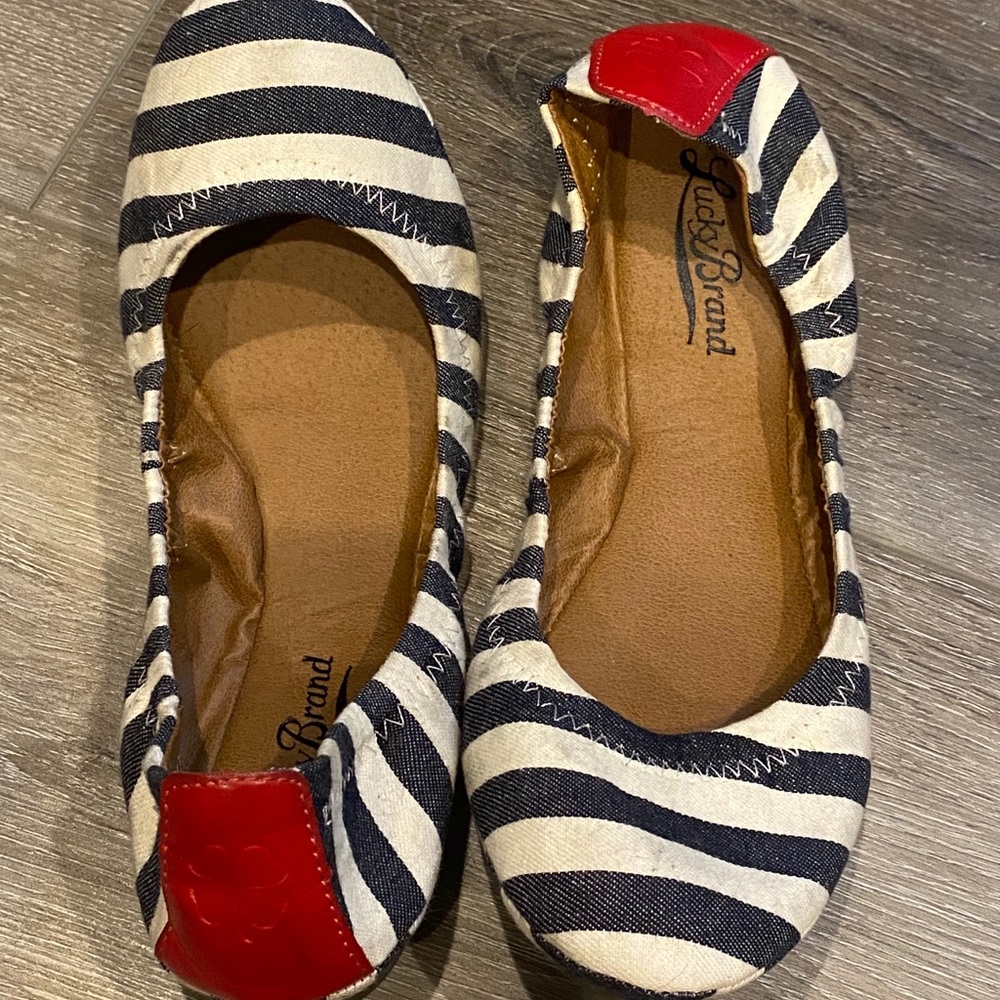 Lucky Brand striped flats